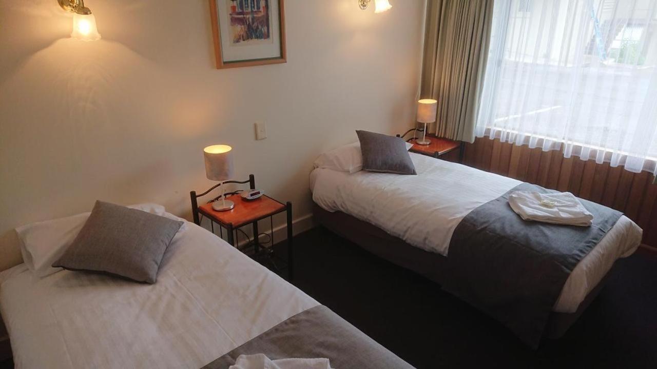 קווינסטאון Mt Lyell Motor Inn מראה חיצוני תמונה